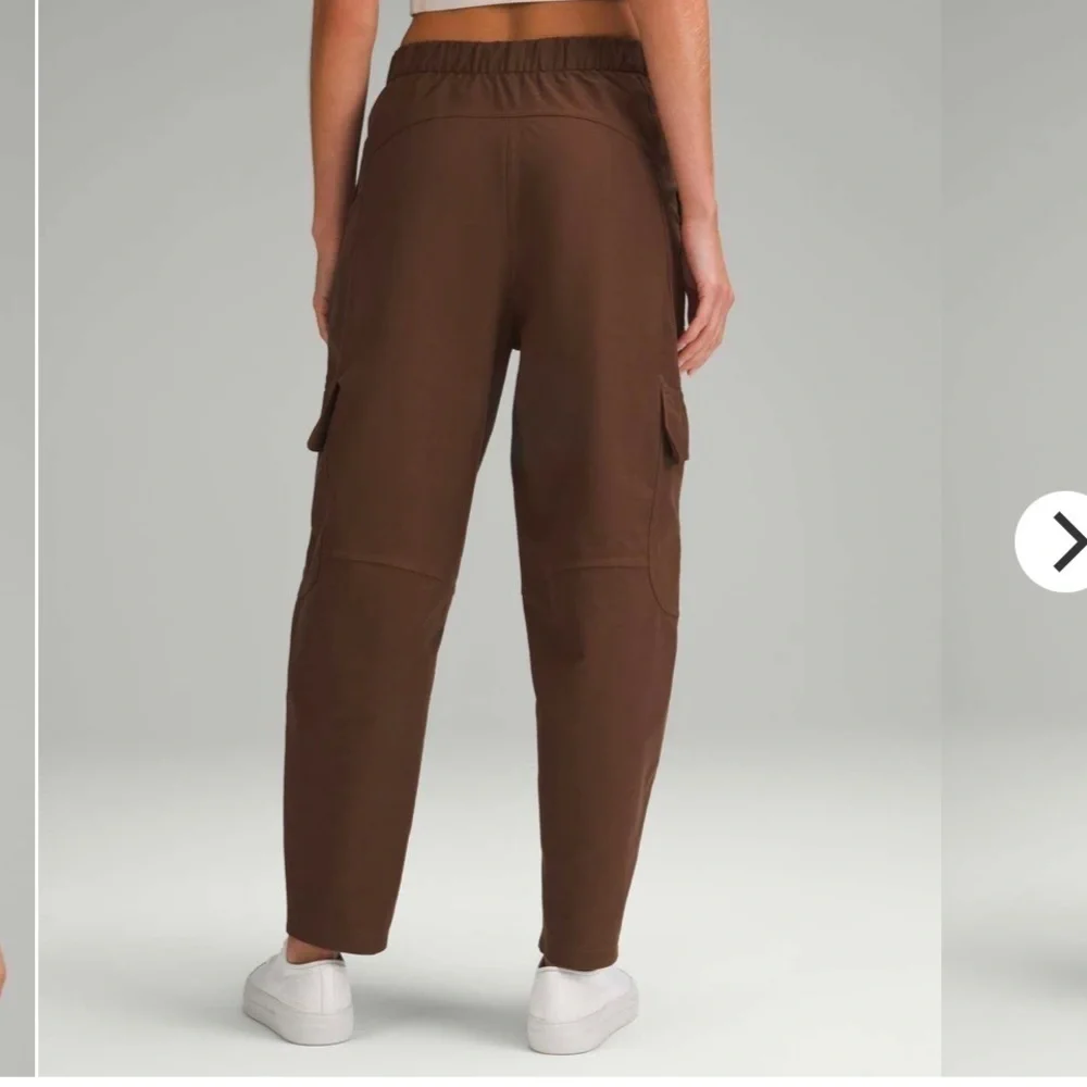 Lululemon Light Utilitech Cargo Pocket High-Rise Pant Java brown size 24